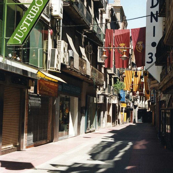 Lleida.- Carrer Major (5/2000)