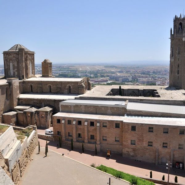 Lleida.- Seu Vella, S. XII a XV d'estil romànic i gòtic sobre restes de catedral paleocristiana i visigòtica convertida en mesquita (7/2011)