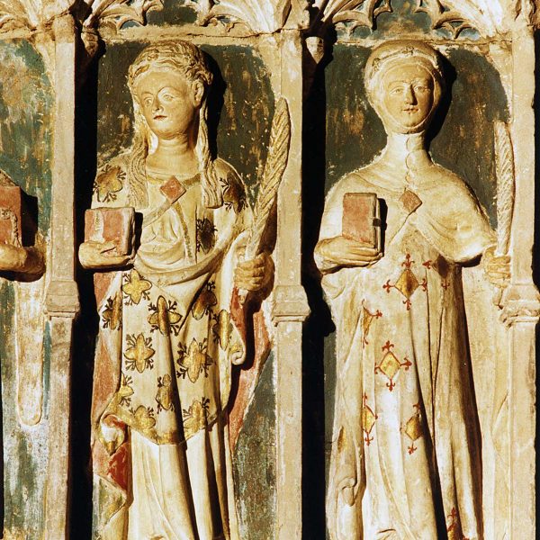 Lleida.- Església de Sant Llorenç, S. XII d'estils romànic i gòtic. Detall del retaule gòtic de pedra policromada de Santa Úrsula del S. XIV de Jaume Cascalls (5/2000)