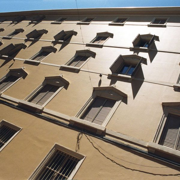 Lleida.- Església i comunitat Cor de Maria que va funcionar com col·legi fins als voltants de l'any 2000 (5/2000)