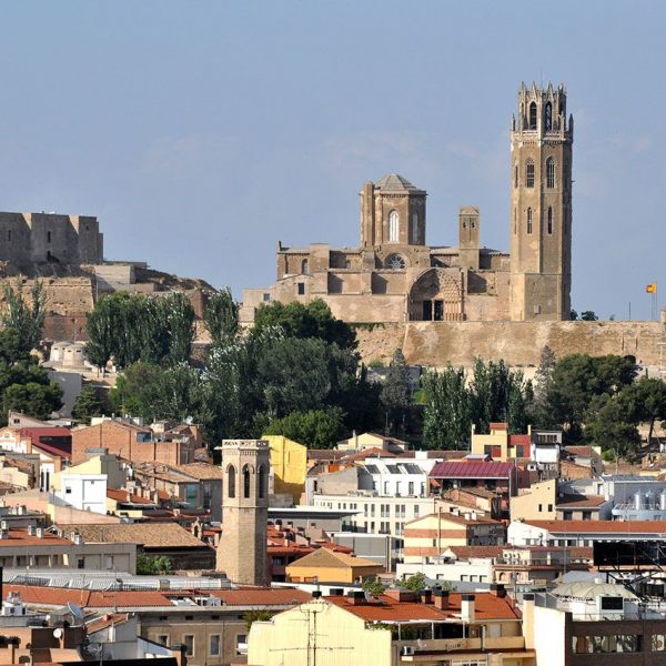 Lleida.- Puig del Castell. On estava situada la Suda sarraïna documentada des de l'any 882. Actualment s'hi troba el Castell del Rei i la Seu Vella (7/2011)