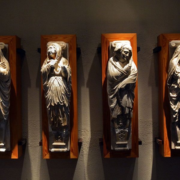 Tarragona.- Catedral de Santa Maria. Imatges que formaven part del mausoleu dels Cardona (Museu de Poblet) (7/2015)