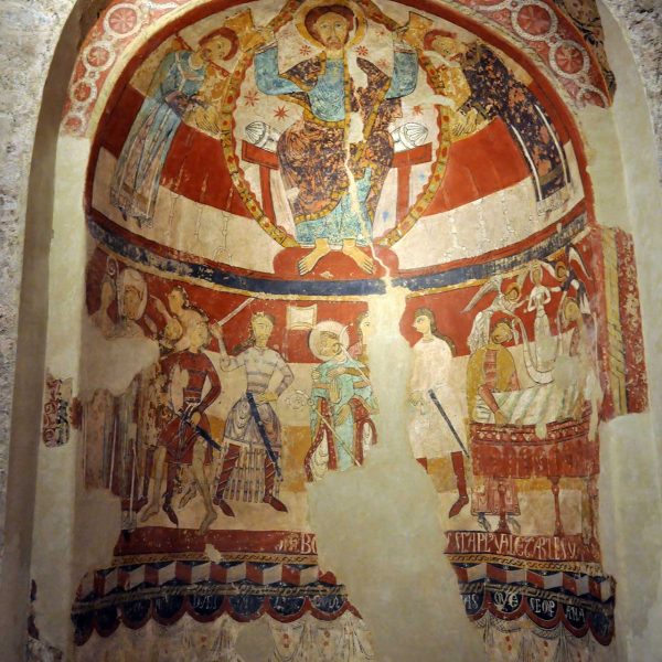 Terrassa.- Església romànica de Santa Maria, S. XII – Absidiola del transsepte amb pintures murals de l’any 1180 sobre el martiri de Sant Tomàs Becket (10/2012)