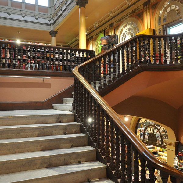 Terrassa.- Gran Casino d’estil eclèctic del 1920 – Interior de l’edifici ocupat actualment per una franquícia de la Cooperativa Abacus (10/2012)