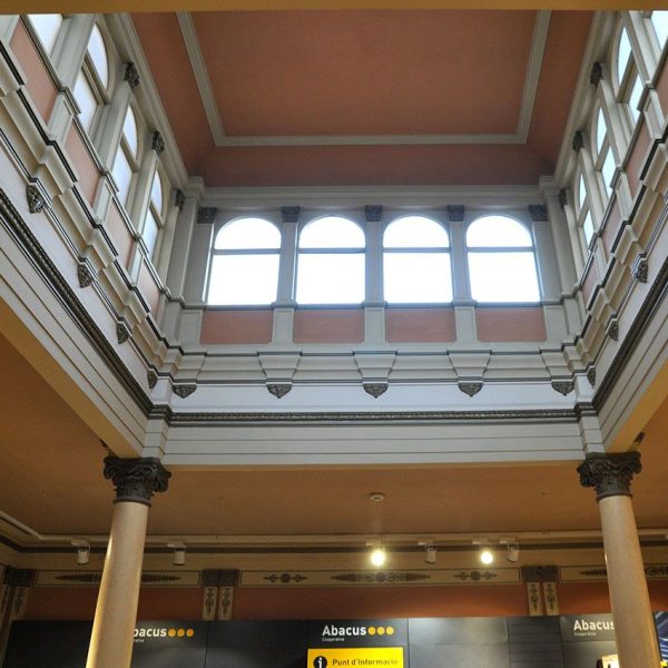 Terrassa.- Gran Casino d’estil eclèctic del 1920 – Interior de l’edifici ocupat actualment per una franquícia de la Cooperativa Abacus (10/2012)