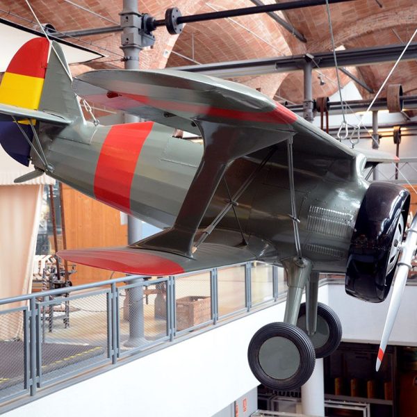 Terrassa.- Museu de la Ciència i de la Tècnica de Catalunya – Avió rus Polikarpov I-15 “El Chato” dels anys 30 (11/2018)