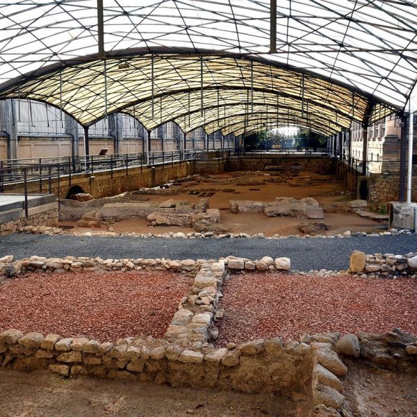 Tarragona.- Museu i Necròpolis Paleocristiana. Agrupació d’enterraments i basílica cementirial del S. V en memòria dels màrtirs Fructuós, Auguri i Eulogi (3/2021)