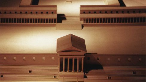 Tarragona.- Circ romà amb capacitat per 20.000 espectadors edificat per l’emperador Domicià (81-96 aC.) on es feien curses de cavalls, bigues i quadrigues (9/1998)