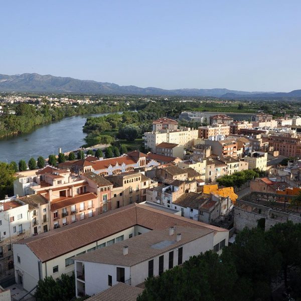 Tortosa.- Vista panoràmica (7/2012)