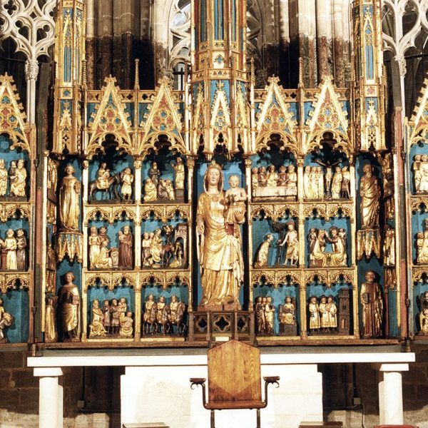 Tortosa.- Catedral de Santa Maria – Retaule de fusta policromada en forma de políptic de l’any 1351 amb escultures per la part interna i pintures per l’externa (2/2003)