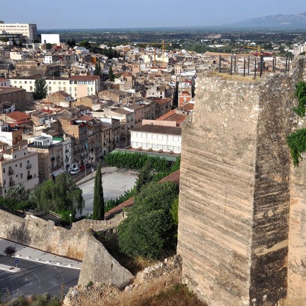Tortosa.- Avançades de Sant Joan, Corresponent a diferents fortificacions dels S. XVII/XVIII situades dalt d’un turó i adossades a la muralla medieval (7/2012)