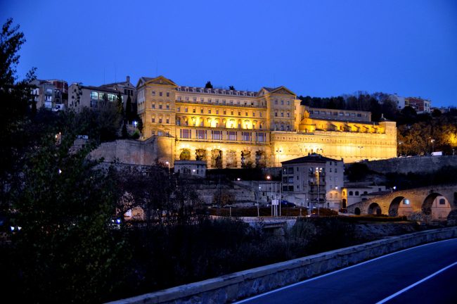 Manresa.- Cova de Sant Ignasi, conjunt d’edificis religiosos formats per l'església, la Cova i convent, erigits sobre la balma on va fer penitència S. Ignasi de Loiola (12/2013).
