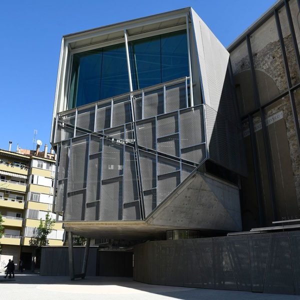 Manresa.- Museu de Manresa (Antic Col·legi Sant Ignasi).- Des de 2017 ha estat profundament rehabilitat per convertir aquest edifici centenari en un museu del S. XXI (4/2024)