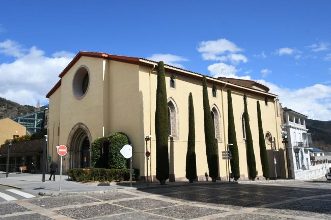 Seu d’Urgell.- Convent gòtic de Sant Domènec, S. XV, va ser suprimit amb la desamortització de l’any 1836 i va tenir varies destinacions. Actualment es un centre cultural (3/2025)