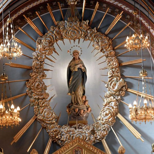 La Seu d’Urgell.- Capella neoromànica del Seminari Conciliar presidida per la imatge de la Immaculada Concepció (4/2022)