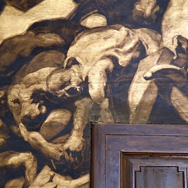 Vic.- Catedral de Sant Pere de l’any 1803 – Detall de la porta de la dreta on es representa l’expulsió dels mercaders del temple mentre varies figures s’aferren als diners d’una taula (1/2026)