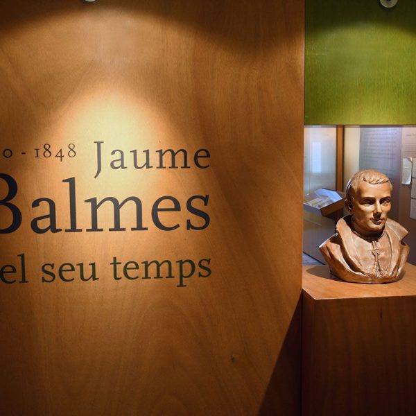 Vic.- Casa Bojons, S. XVIII – Museu en memòria del filòsof Jaume Balmes instal·lat l’any 1998 en el 150è. aniversari de la seva mort succeïda en aquesta casa l’any 1848 (7/2026)