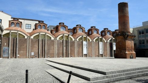 Terrassa.- Sala Muncunill (Antic Vapor Amat conegut com Ca L’Izard) bastit l’any 1921 tancat als anys 1970. El 1986 es va inaugurar com sala d’exposicions (5/2026)